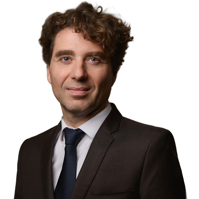 Julien Rocherieux, Clifford Chance